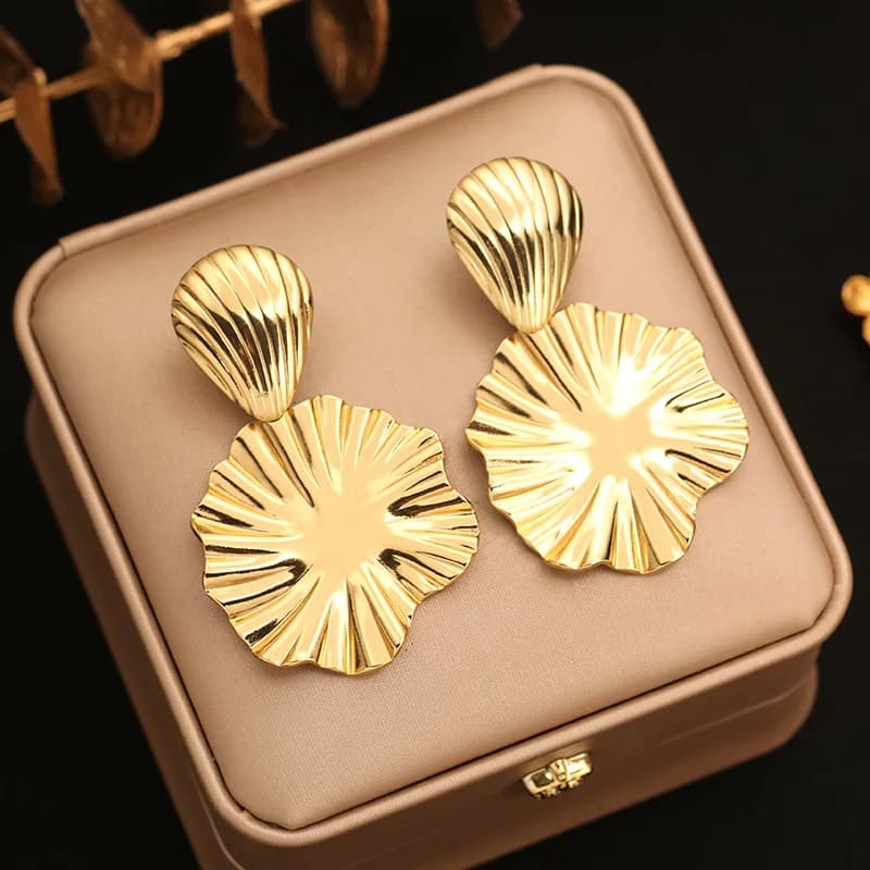 Exaggerated Resin Sun Stud Earrings in Stainless Steel