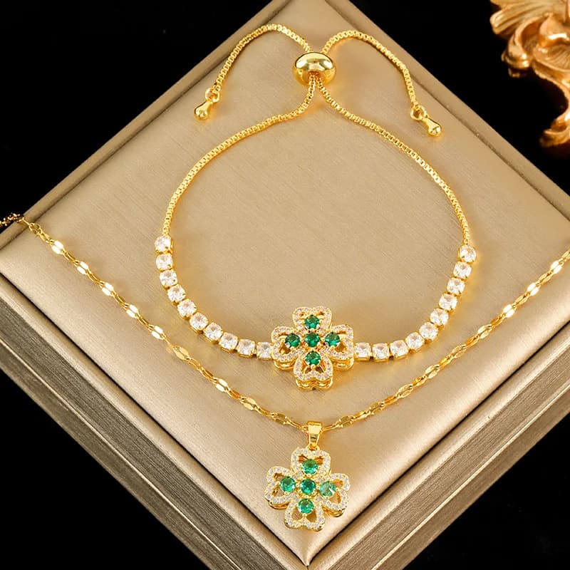Green Clover Zircon Rotating Necklace and Bracelet Set