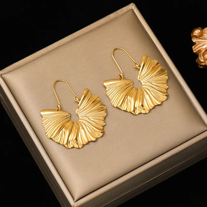 Gold Ginkgo Flower Dangle Earrings